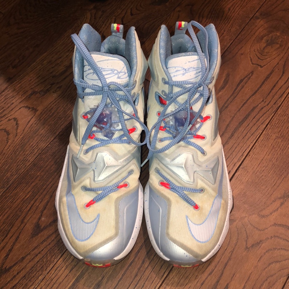 Men’s Nike Lebron 13 “Christmas” Sneakers